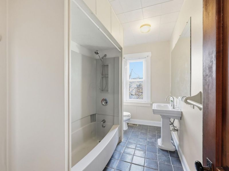 1366 S 4th Street, Columbus, OH 43207 Photo 15