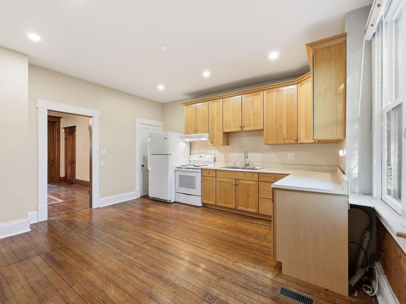 1366 S 4th Street, Columbus, OH 43207 Photo 8