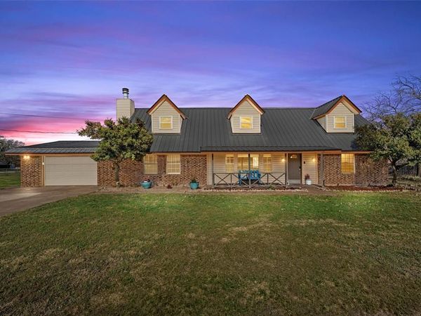 398 Bluebonnett Lane, Lorena, TX 76655