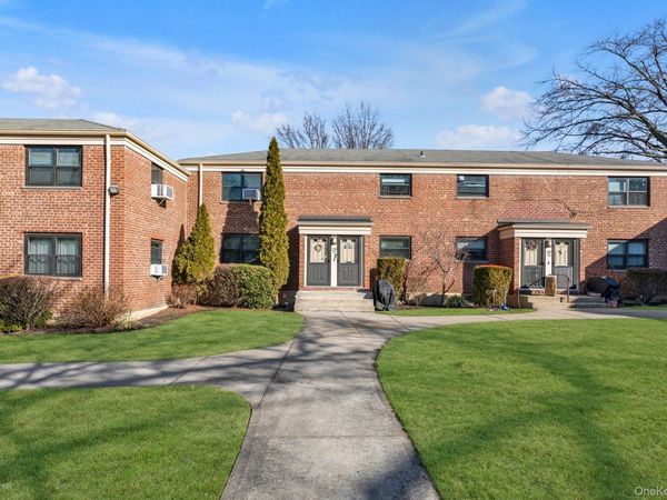 220-32 73rd Avenue, Unit 21B1, Bayside, NY 11364