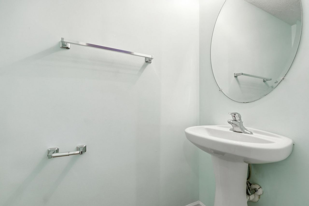 1037 Stanton Pl. Photo 13