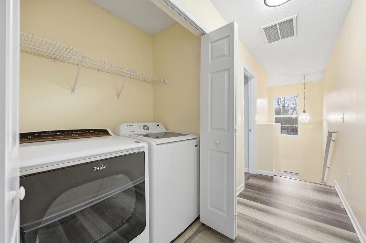 1037 Stanton Pl. Photo 23