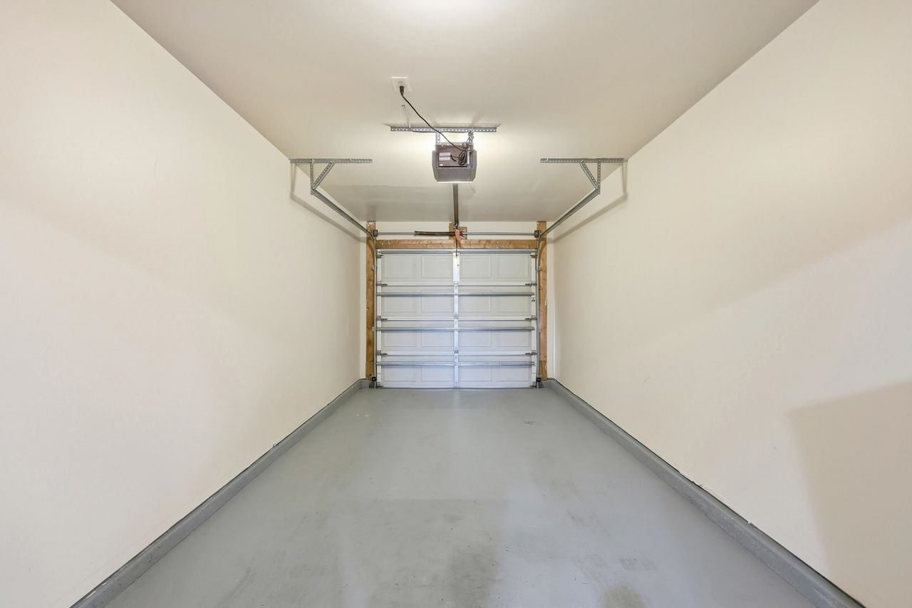 1037 Stanton Pl. Photo 28