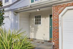 1037 Stanton Pl. photo 4