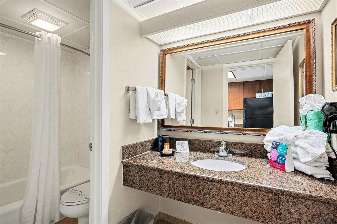 1105 S Ocean Blvd. Photo 14