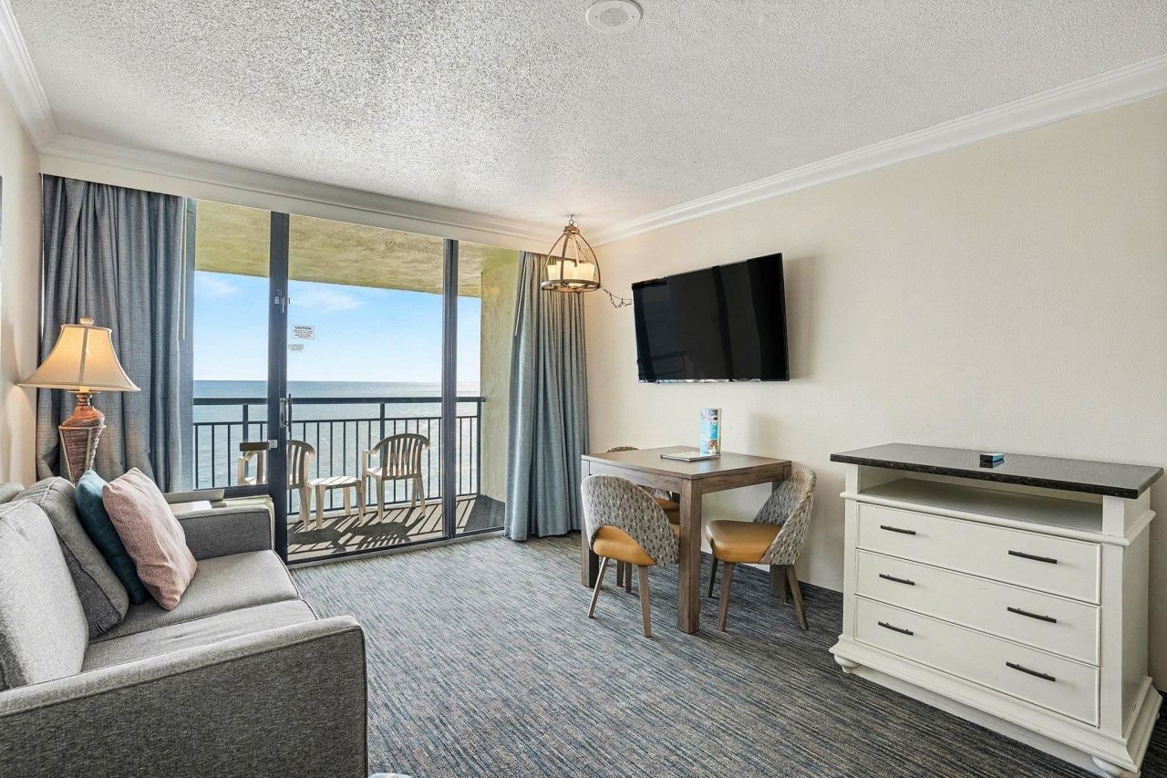 1105 S Ocean Blvd. Photo 9