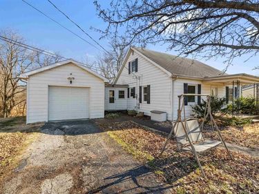 9645 HWY 144, Philpot, KY 42366