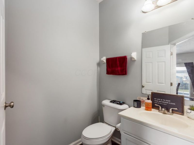 4052 Ponds Edge Street, Grove City, OH 43123 Photo 14