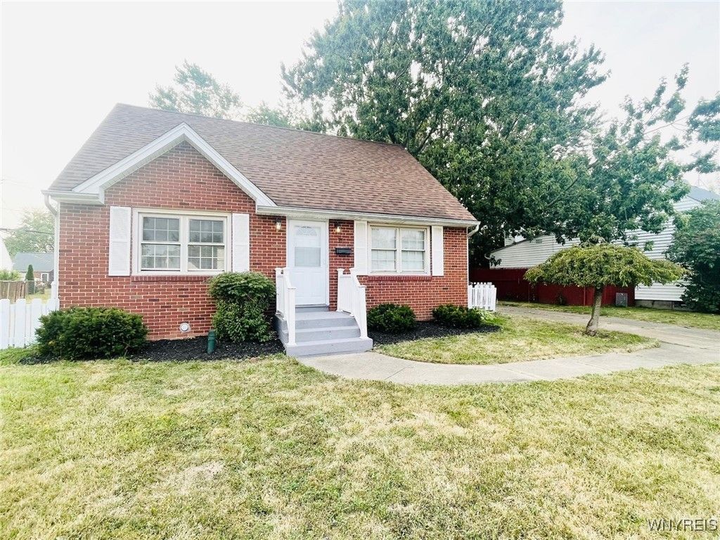 71 Meaford Road, Buffalo, NY 14215 Main Photo