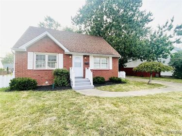 71 Meaford Road, Buffalo, NY 14215