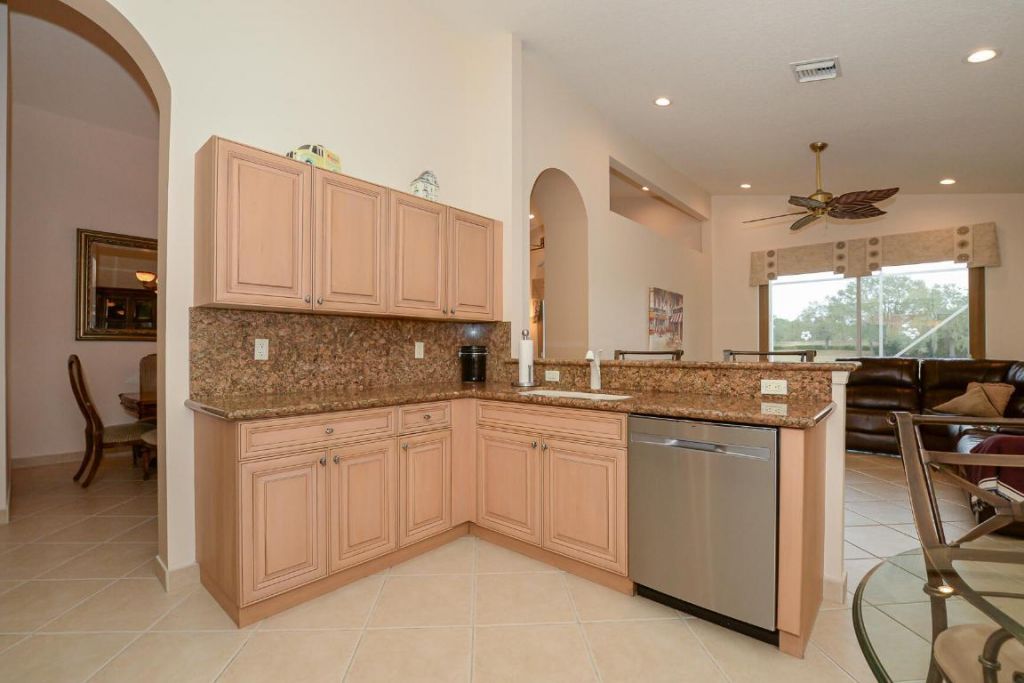 354 NW Shoreview Drive, Port Saint Lucie, FL 34986 Photo