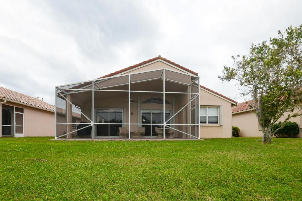 354 NW Shoreview Drive, Port Saint Lucie, FL 34986 Photo