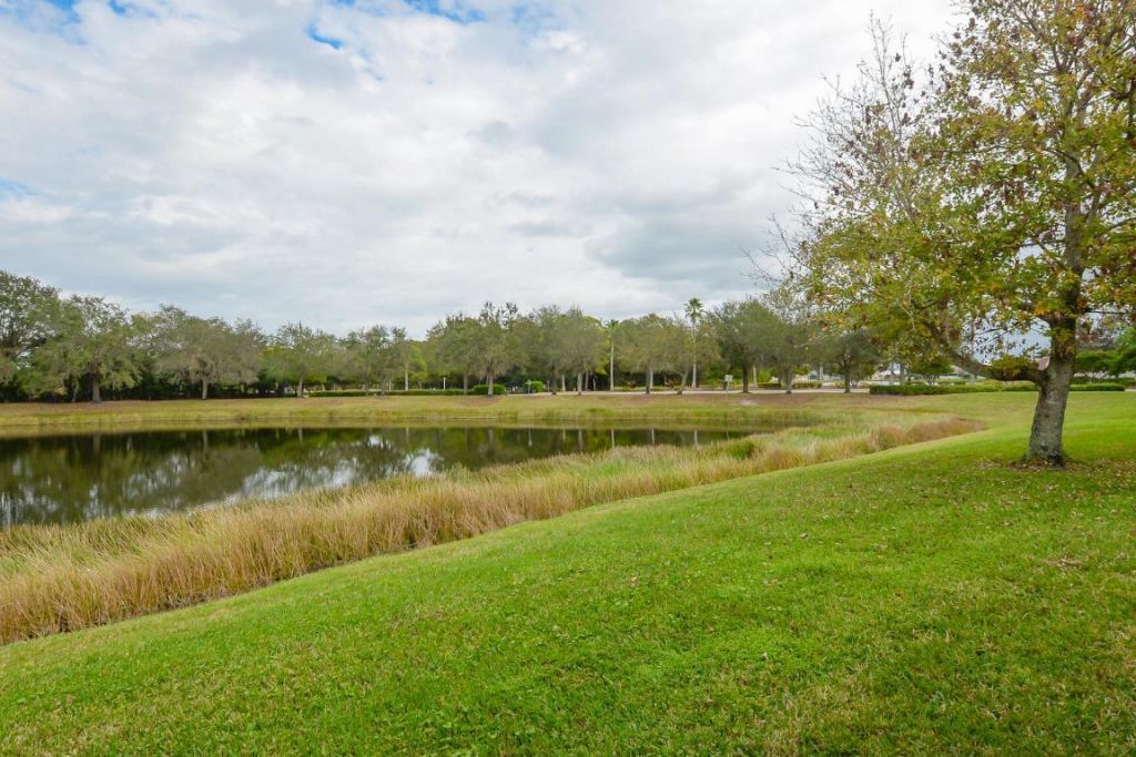 354 NW Shoreview Drive, Port Saint Lucie, FL 34986 Photo