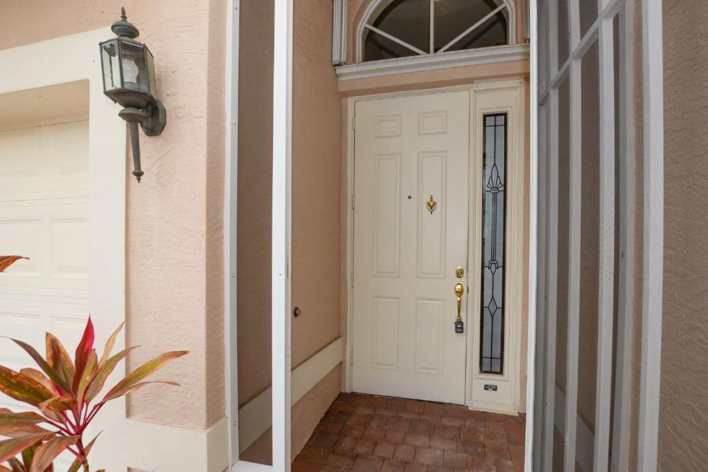 354 NW Shoreview Drive, Port Saint Lucie, FL 34986 Photo