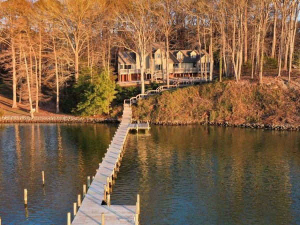 877 Twiggs Ferry Road, HARTFIELD, VA 23071