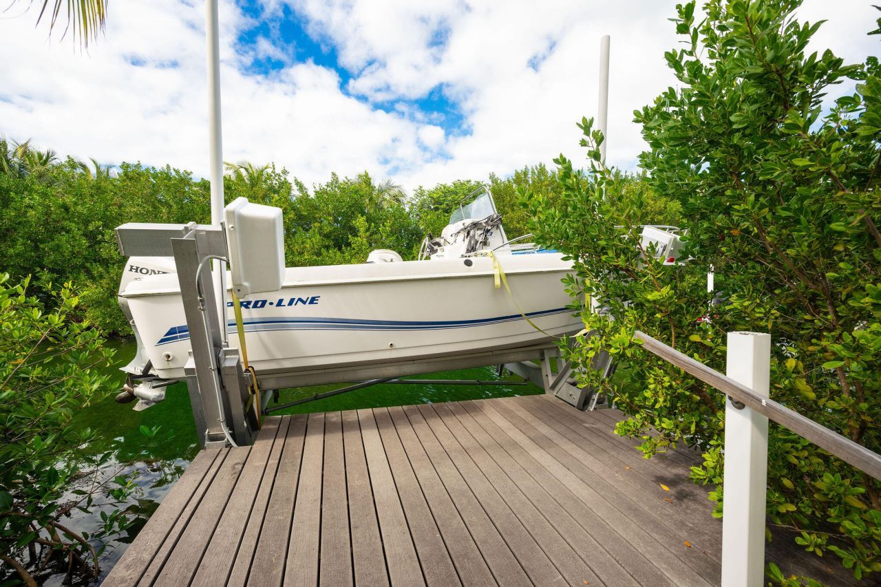 17385 Keystone Road, Sugarloaf, FL 33042 Photo