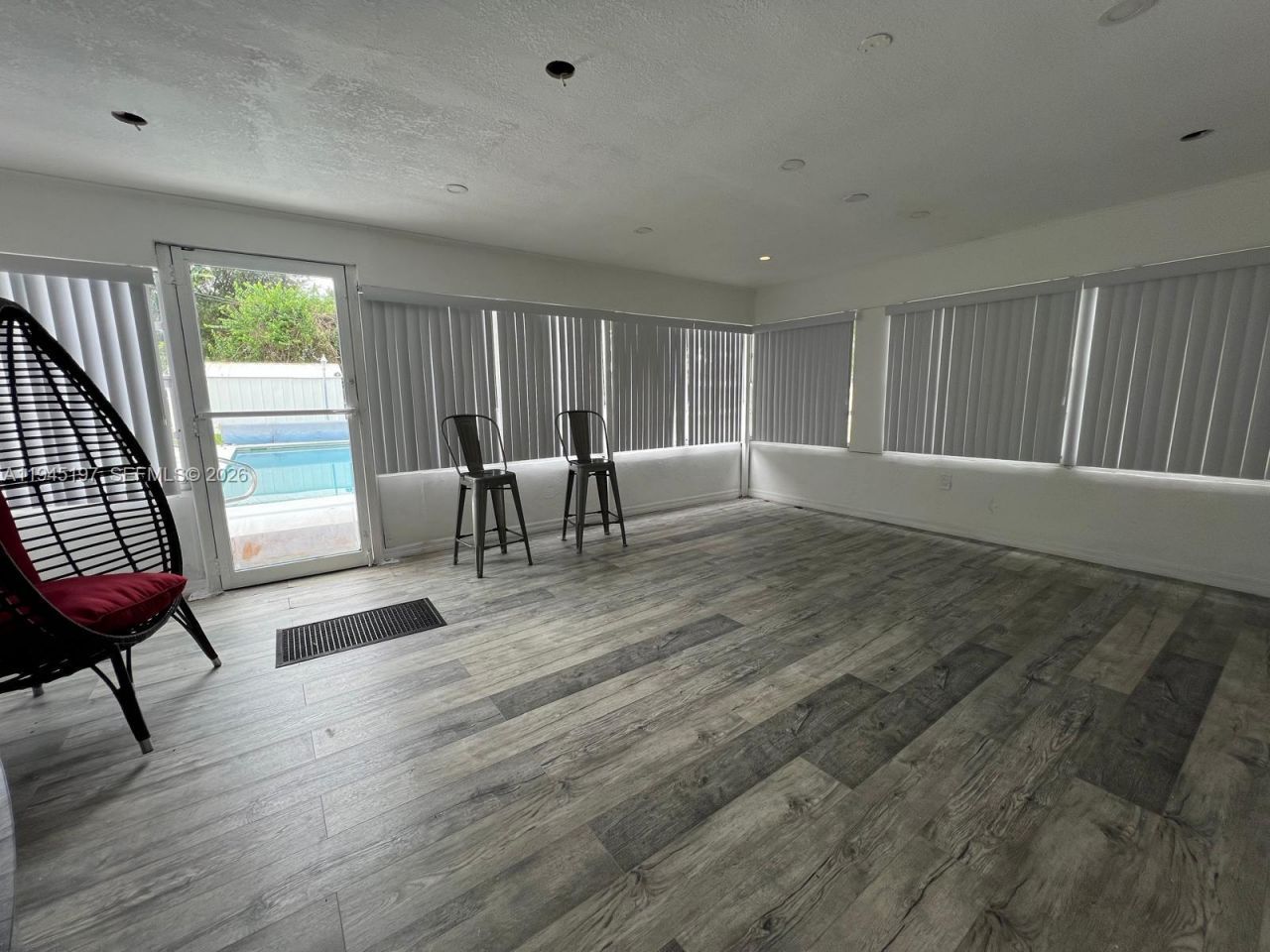 1735 NE 157th Ter, North Miami Beach, FL 33162 Photo