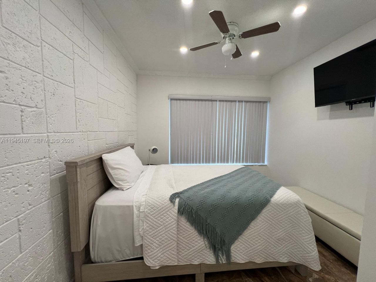 1735 NE 157th Ter, North Miami Beach, FL 33162 Photo