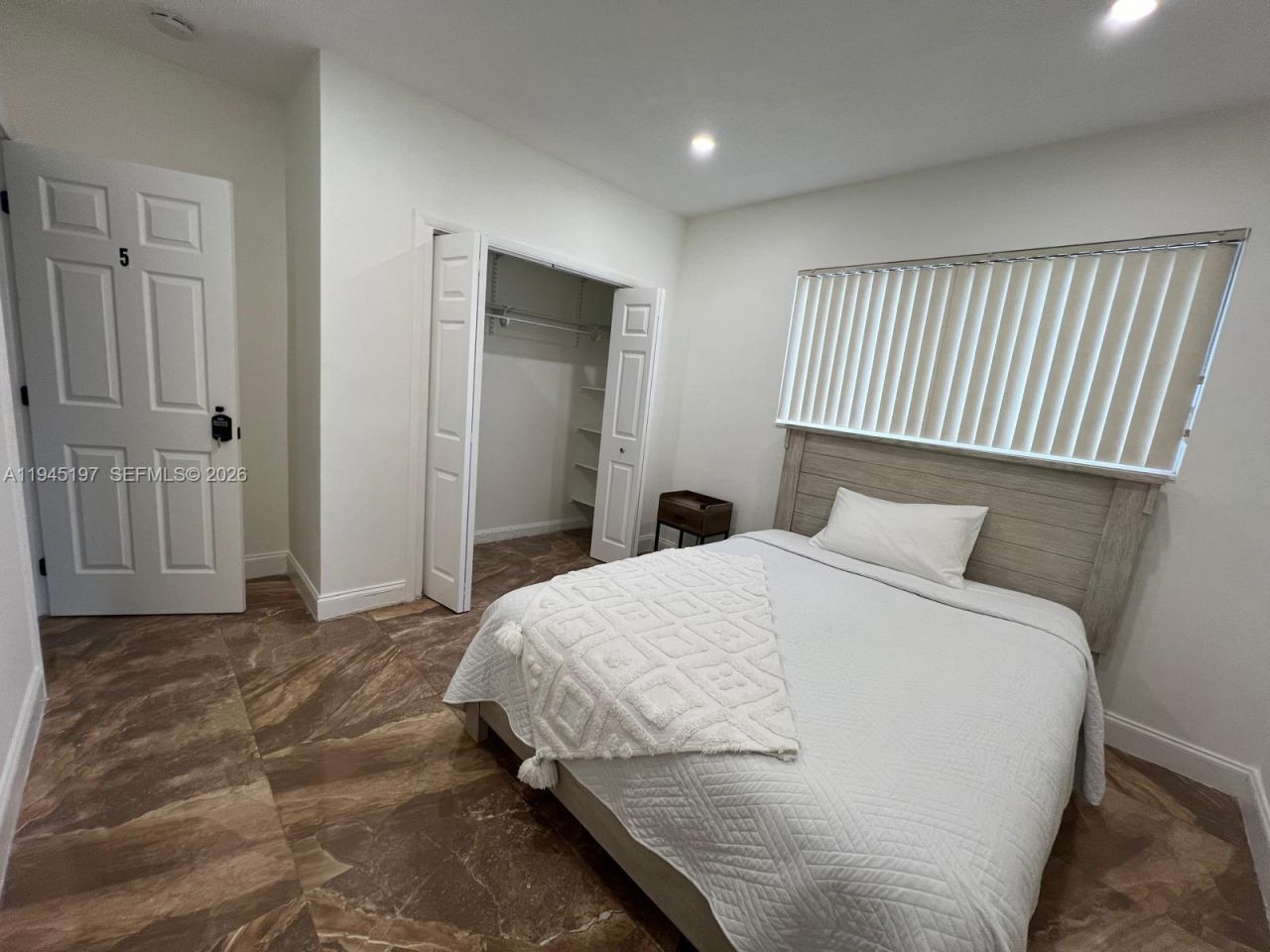 1735 NE 157th Ter, North Miami Beach, FL 33162 Photo