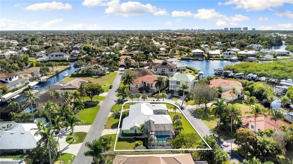 27190 Driftwood Dr, Bonita Springs, FL 34135 Photo