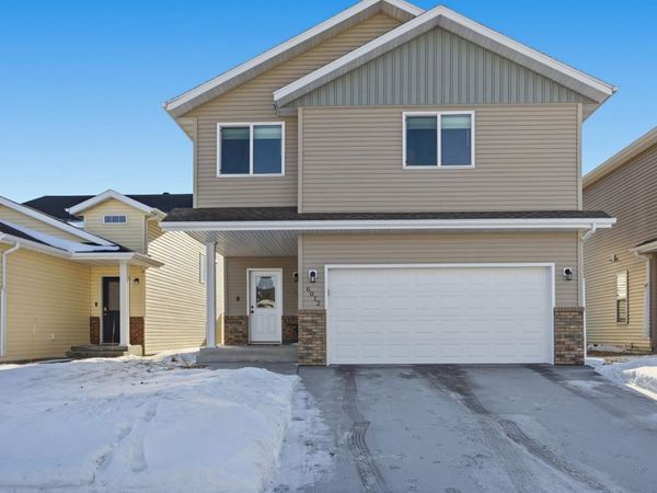 6012 58th Avenue S, Fargo, ND 58104