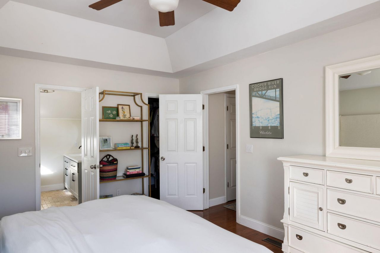 1975 Tison Lane Photo 12