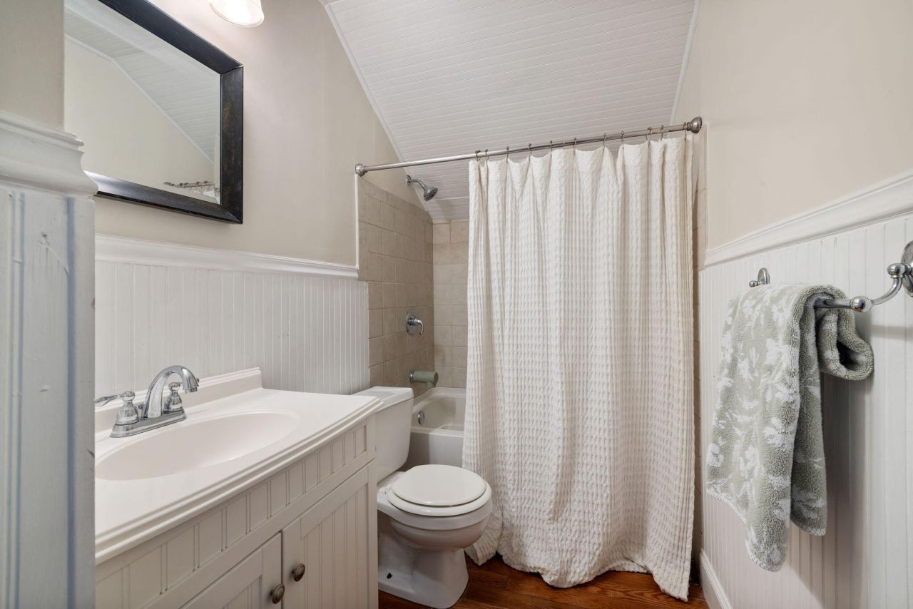 1975 Tison Lane Photo 15