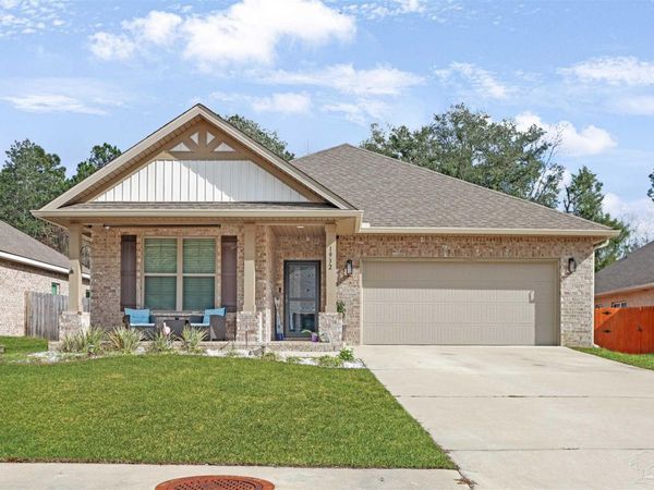 1932 Appleton Dr, Cantonment, FL 32533