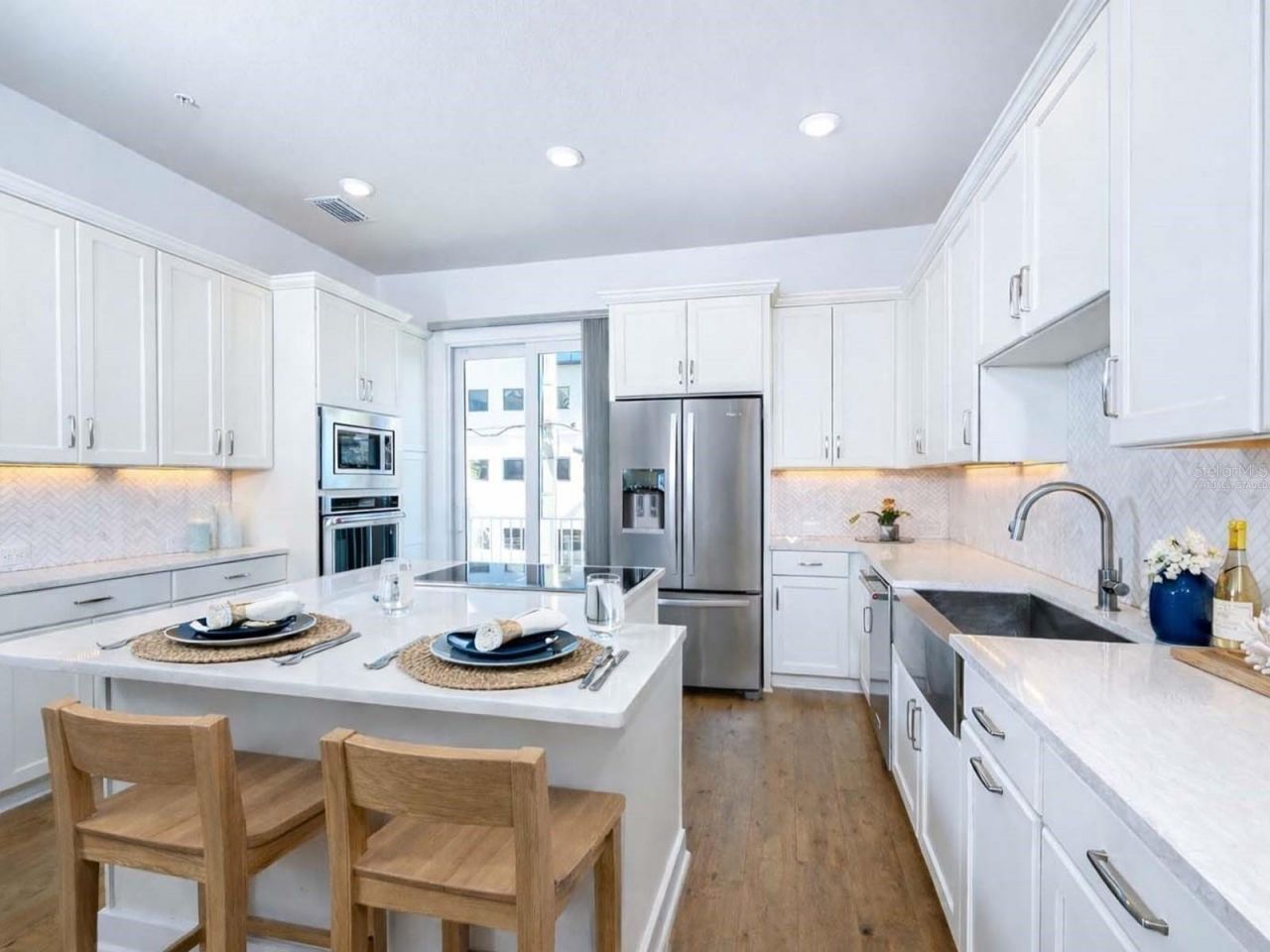 516 Laurel Park Drive, Sarasota, FL 34236 Photo