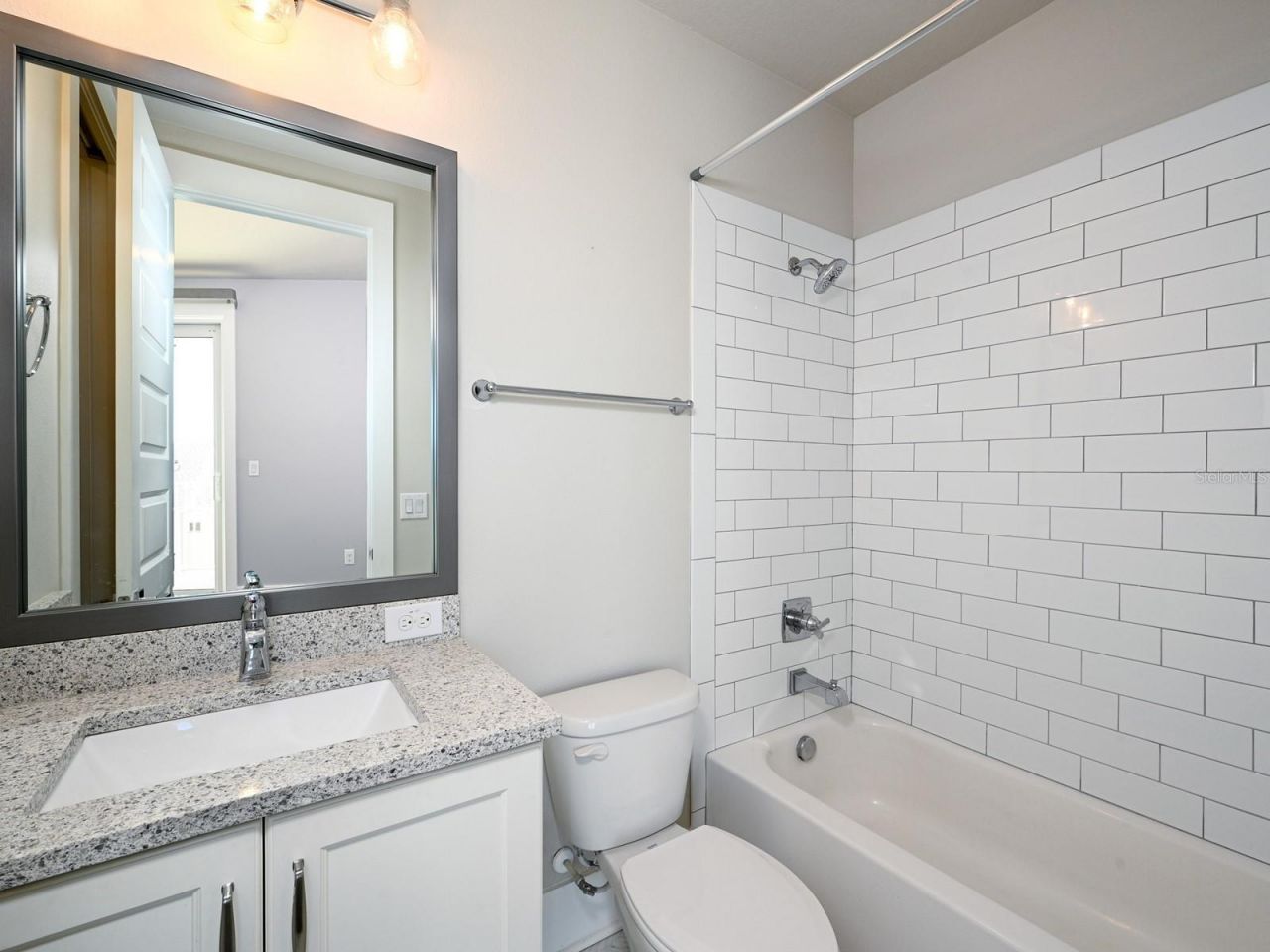 516 Laurel Park Drive, Sarasota, FL 34236 Photo