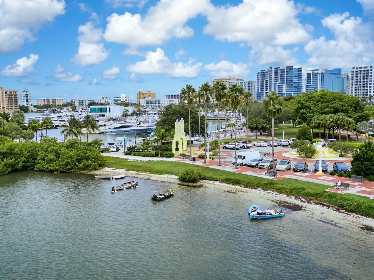 516 Laurel Park Drive, Sarasota, FL 34236 Photo