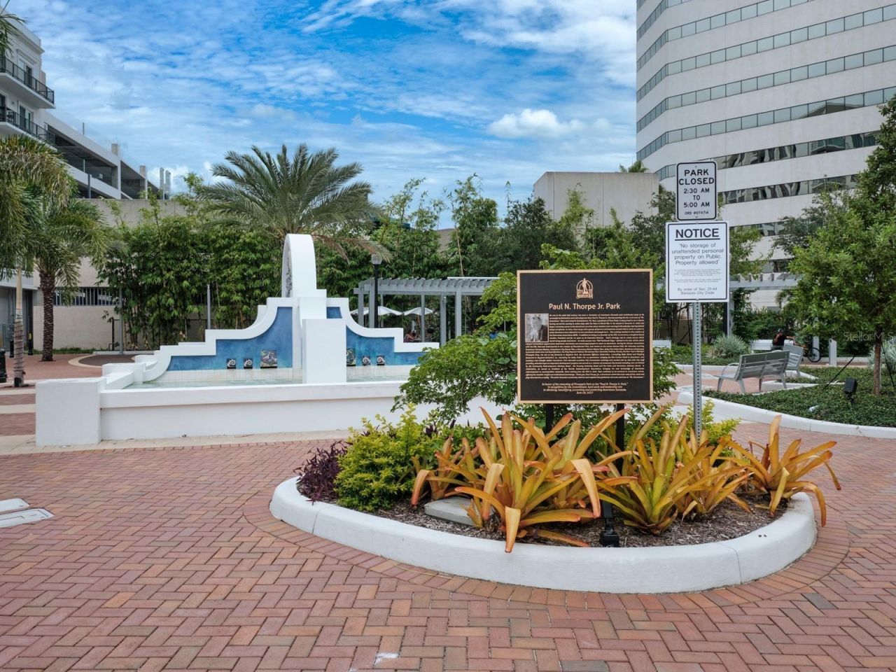 516 Laurel Park Drive, Sarasota, FL 34236 Photo