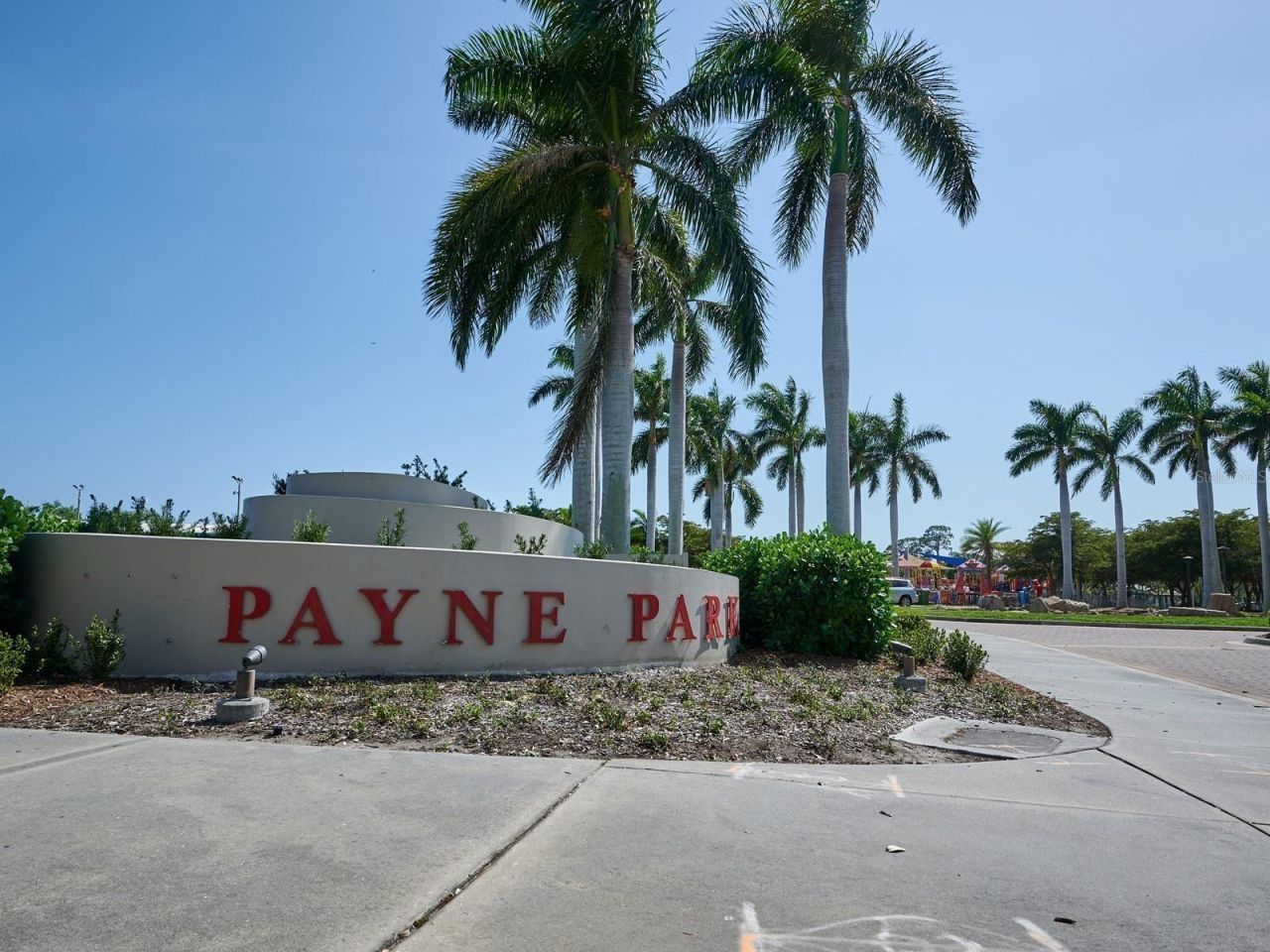 516 Laurel Park Drive, Sarasota, FL 34236 Photo