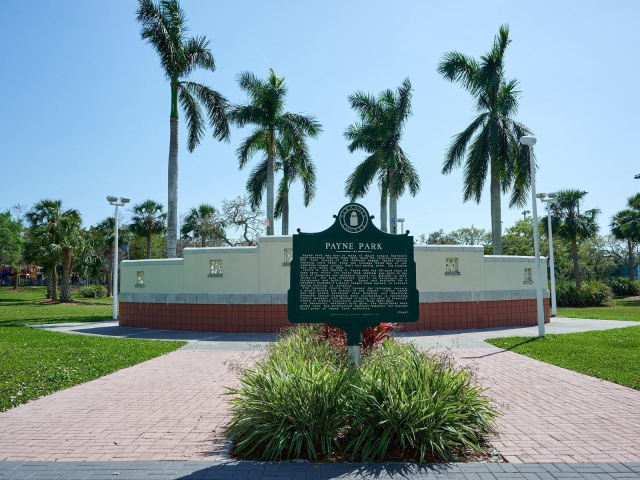 516 Laurel Park Drive, Sarasota, FL 34236 Photo