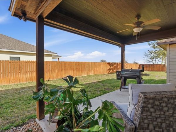 230 Navarro Crossing, Unit 6B, Seguin, TX 78155