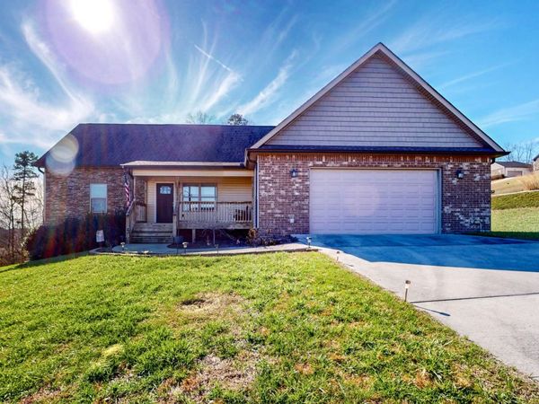 121 Trails Crossing, Cleveland, TN 37323