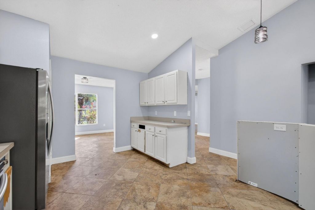 1941 SW Oakwood Rd, Port Saint Lucie, FL 34953 Photo