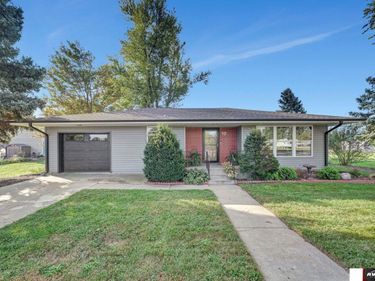 111 E 3rd Street, Valparaiso, NE 68065