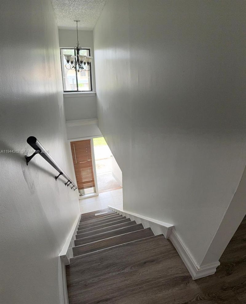 242 Wimbledon Lake Dr, Plantation, FL 33324 Photo