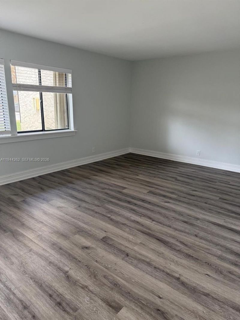 242 Wimbledon Lake Dr, Plantation, FL 33324 Photo