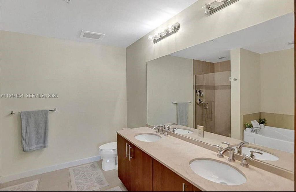 1945 S Ocean Dr , Unit 1405, Hallandale Beach, FL 33009 Photo