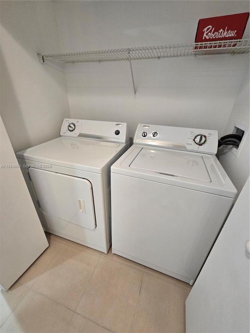 1945 S Ocean Dr , Unit 1405, Hallandale Beach, FL 33009 Photo