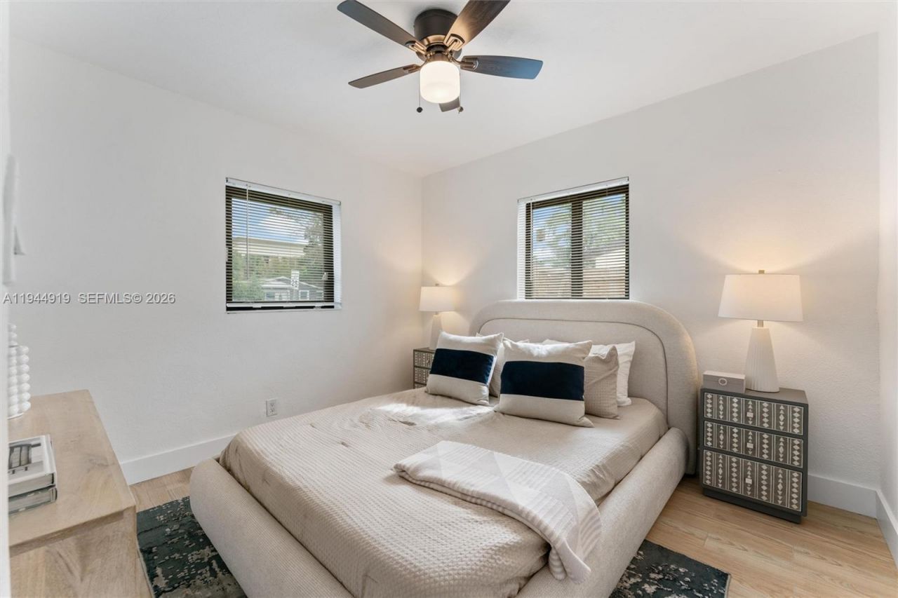 6161 NE 7th Ave, Oakland Park, FL 33334 Photo
