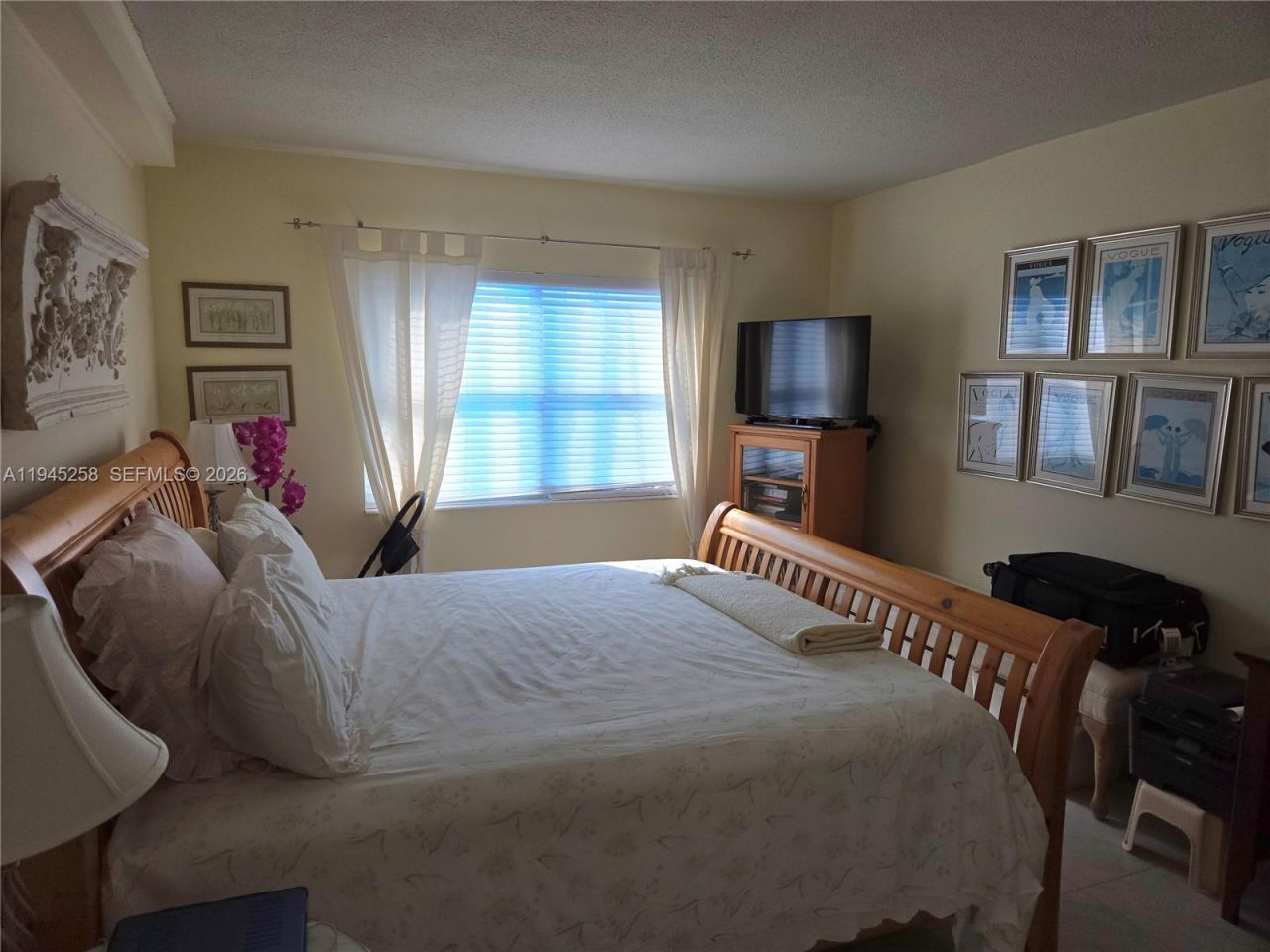 400 Kings Point Dr, Unit 1202, Sunny Isles Beach, FL 33160 Photo