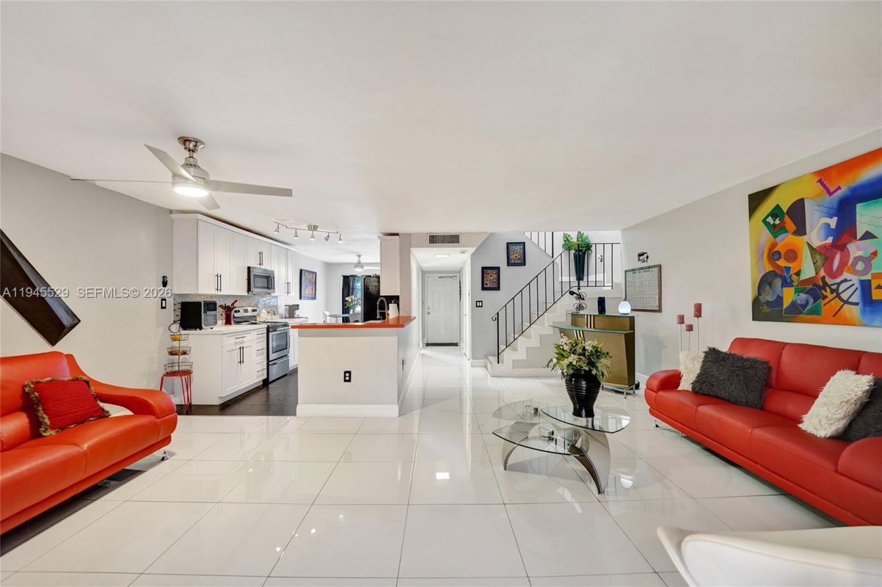 3301 Raleigh St, Unit 4E, Hollywood, FL 33021 Photo