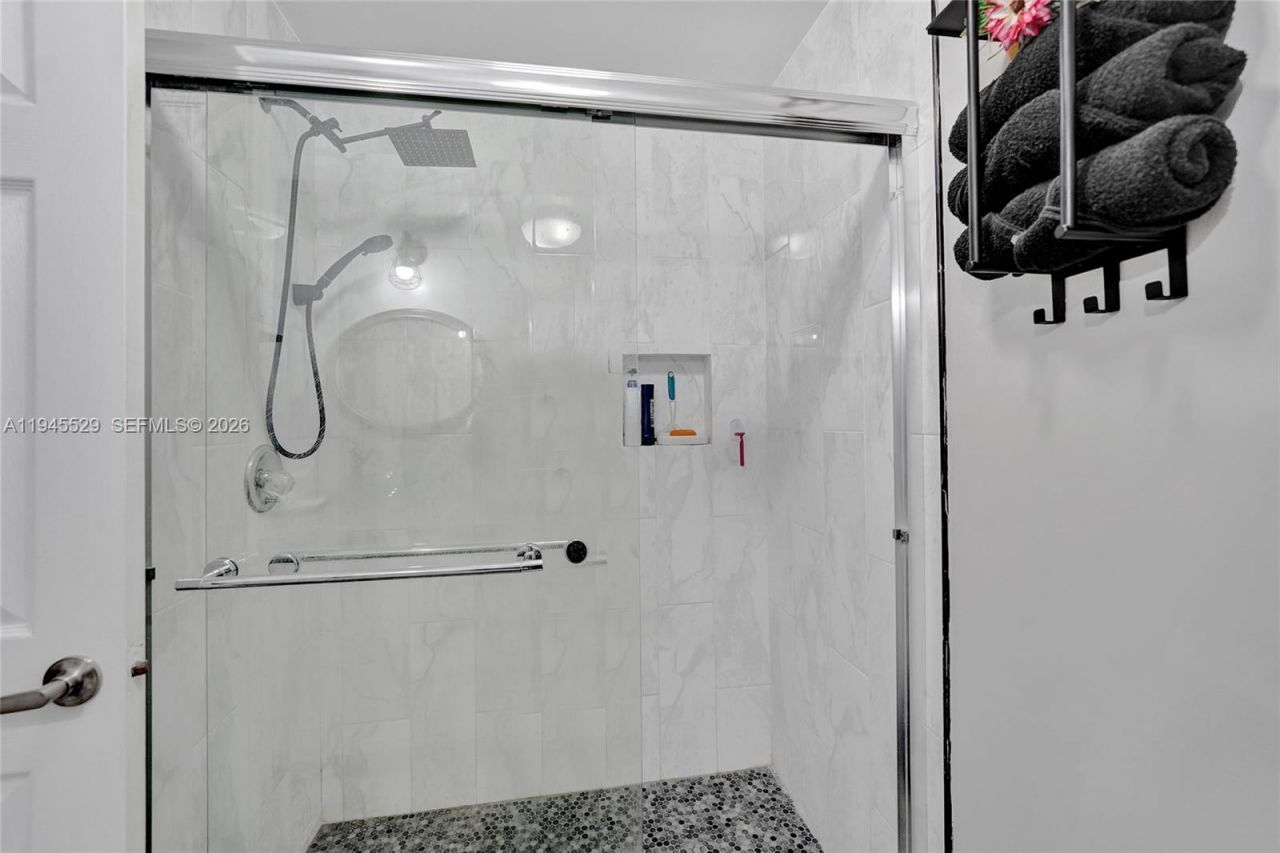 3301 Raleigh St, Unit 4E, Hollywood, FL 33021 Photo