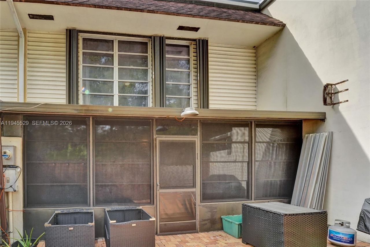 3301 Raleigh St, Unit 4E, Hollywood, FL 33021 Photo