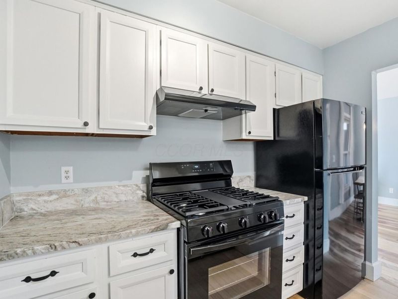 253 E Kossuth Street, Unit 253-H, Columbus, OH 43206 Photo 11