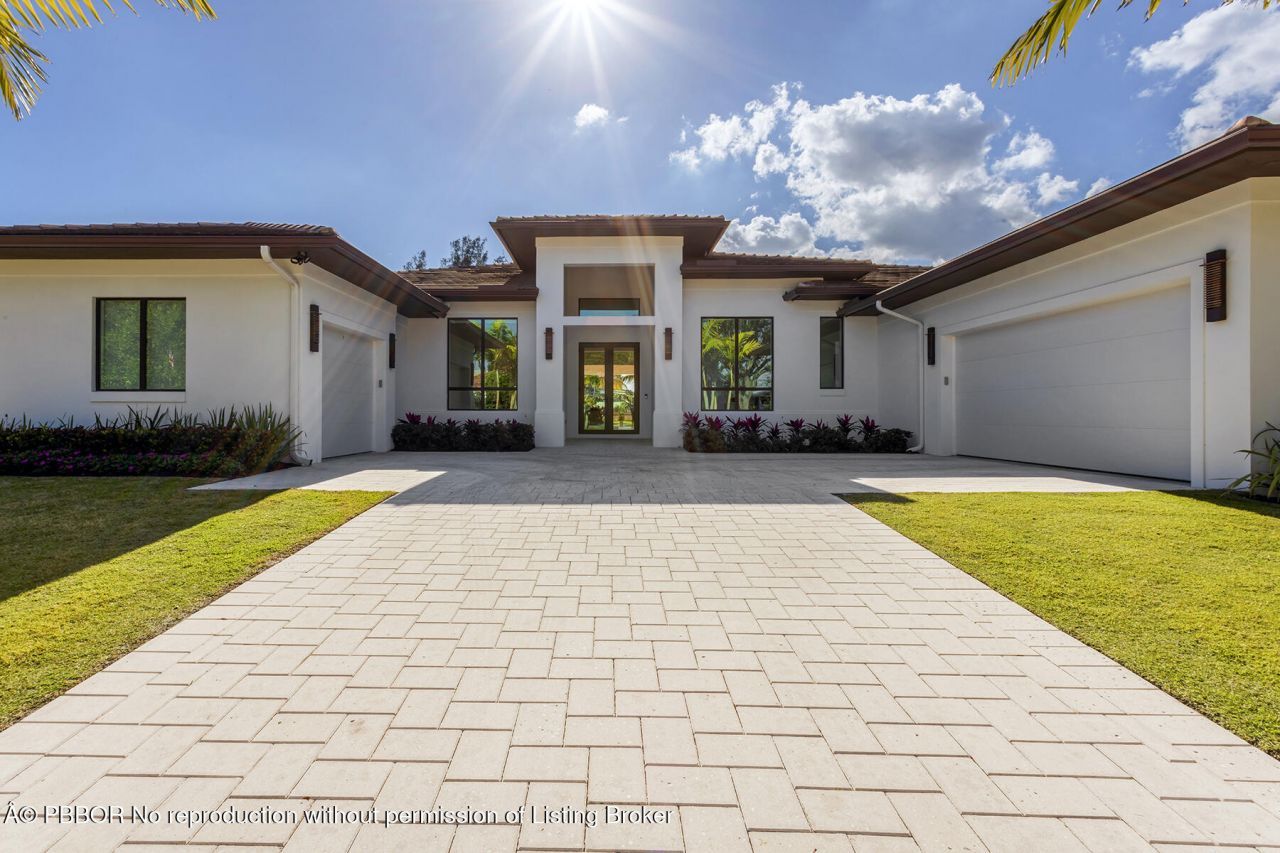 2719 Embassy Drive, West Palm Beach, FL 33401 Photo