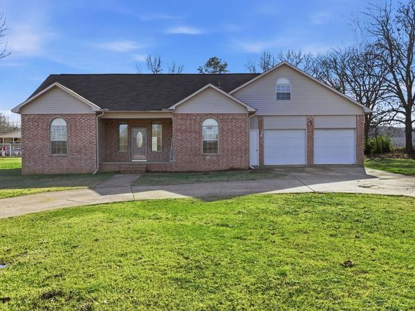 157 Friendship Rd, Conway, AR 72032